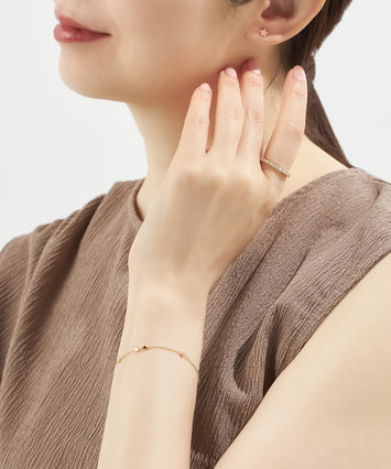 星の王子さま」コレクション K10YG ダイヤモンド ピアス＜ “Wish upon