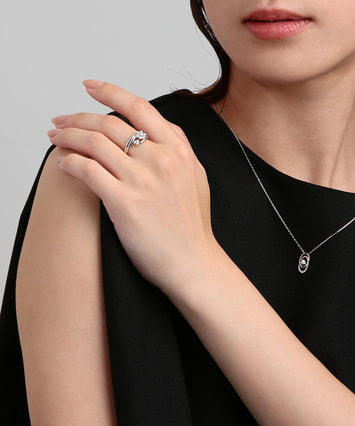 Pt950.850【フェスタリア】2つの星カット 使い方色々! ダイヤネックレス 2024 Autumn/Winter Limited】Pt950/850 ダイヤモンド