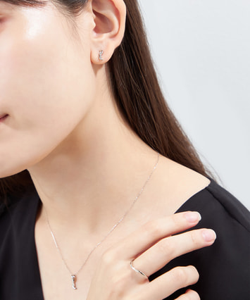 フェスタリア 星モチーフ K10WG ホワイトゴールド ダイヤモンド ピアス K10WG ピアス|festaria Online Shop(フェスタリア オンライン