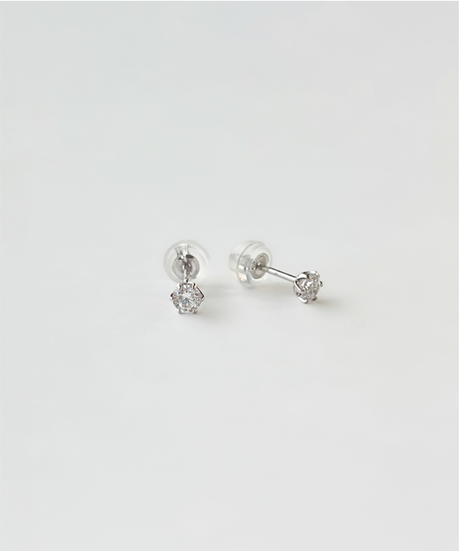 K10WG キュービックジルコニア ピアス