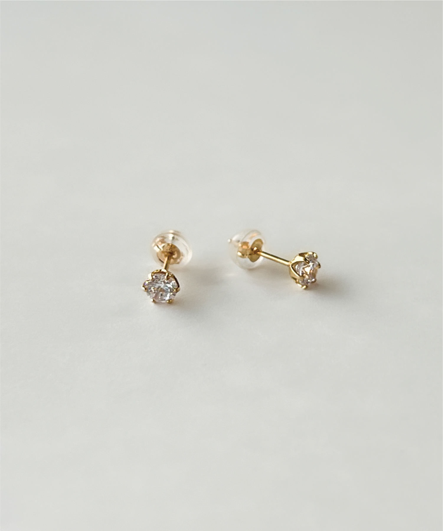 K10YG キュービックジルコニア ピアス