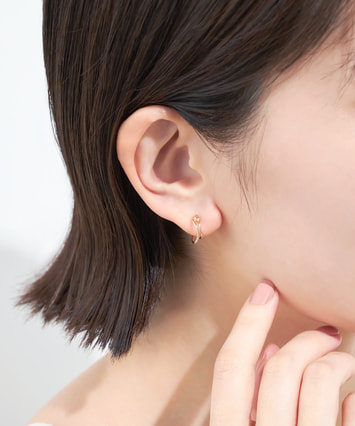 K10YG ホワイトトパーズ ピアス|festaria Online Shop(フェスタ
