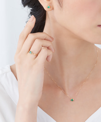 K18YG エメラルド ピアス|festaria Online Shop(フェスタリア