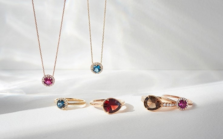 秋コーデを彩る、カラーストーンジュエリー|festaria Online Shop