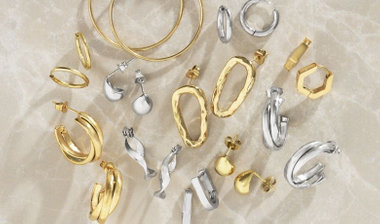 日常からレジャーまで！デイリーユースにぴったりのステンレスピアス